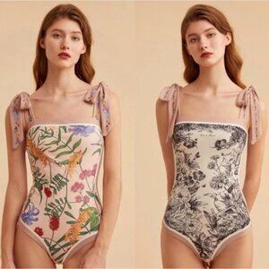 🔥🔥🔥Pink and White Floral Reversible Swimsuit with Shoulder Ties